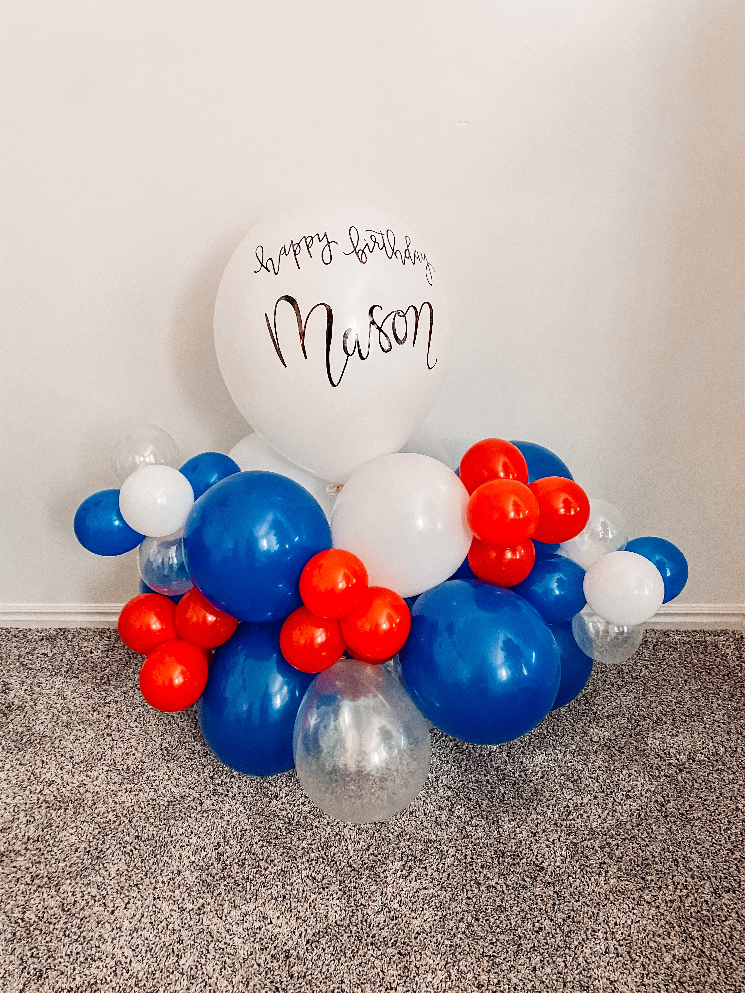 bOp Cluster Balloon Bouquet