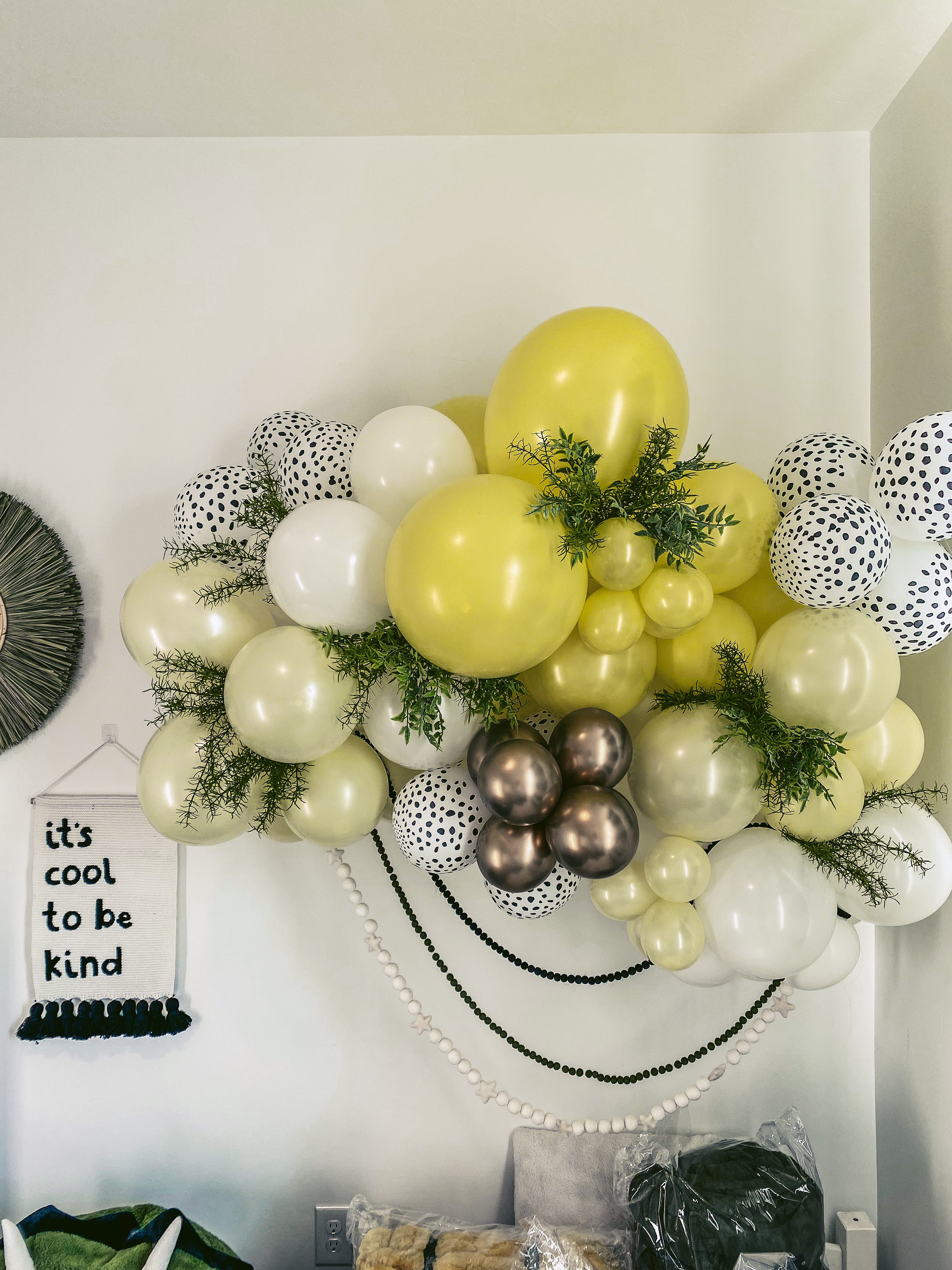 500+ affordable balloon garland For Sale